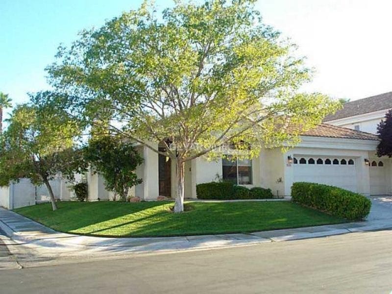 Desert Shores Single Story Home For Sale / RE/MAX 1 LISTING AGENT